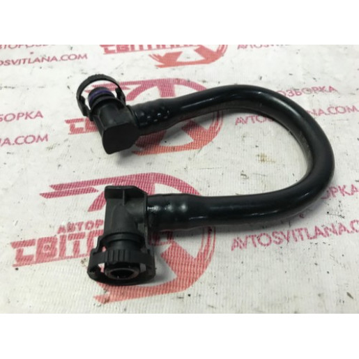  Трубка бачка тормозной жидкости Renault Trafic III 1.6DCI 2014-2021 462263083R